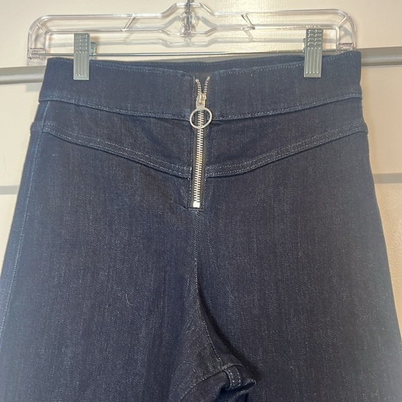 Express dark denim wide leg super high rise Jeans size 2 short. - Picture 3 of 10